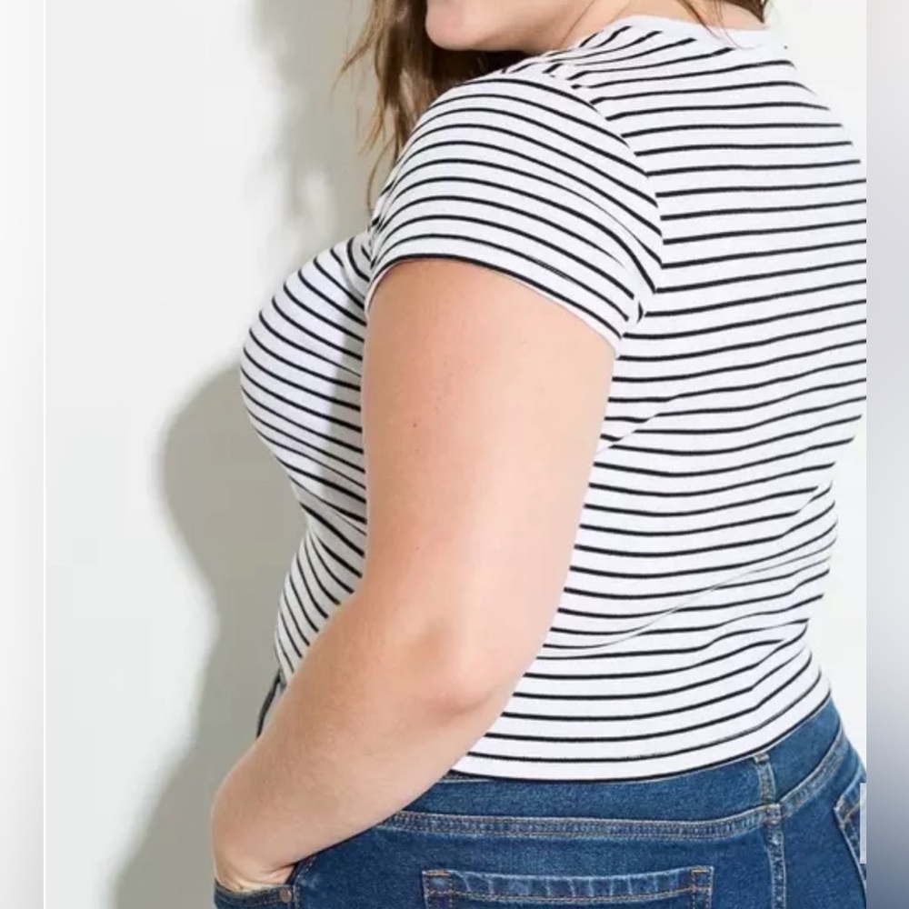 Torrid Love Sick Baby Tee Black and White Striped Ribbed Texture Y2K, 90’s 4X - Picture 4 of 10